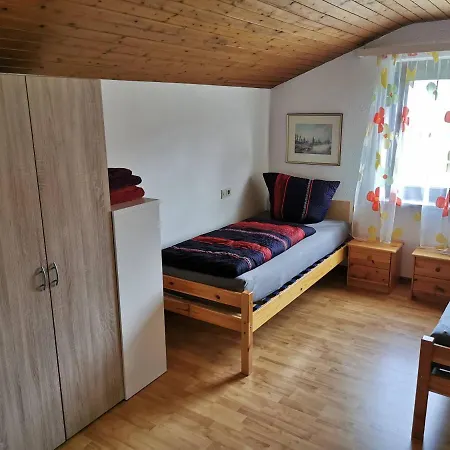 W45 Hills Apartmán *